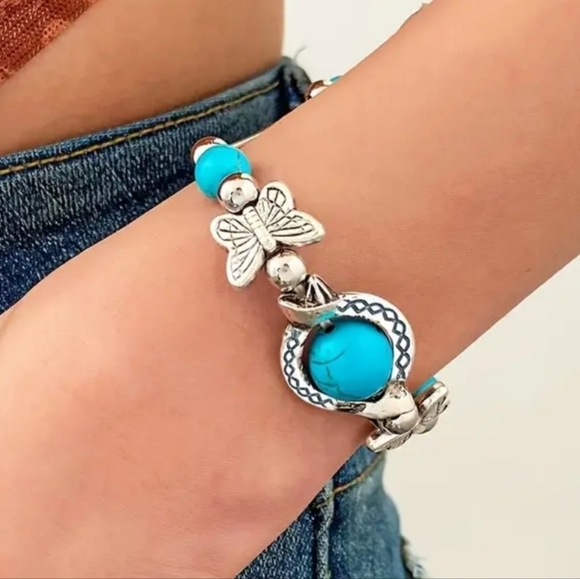 Trendy Turquoise Decor Butterfly Charm Bracelet, Vintage Style - Picture 2 of 6